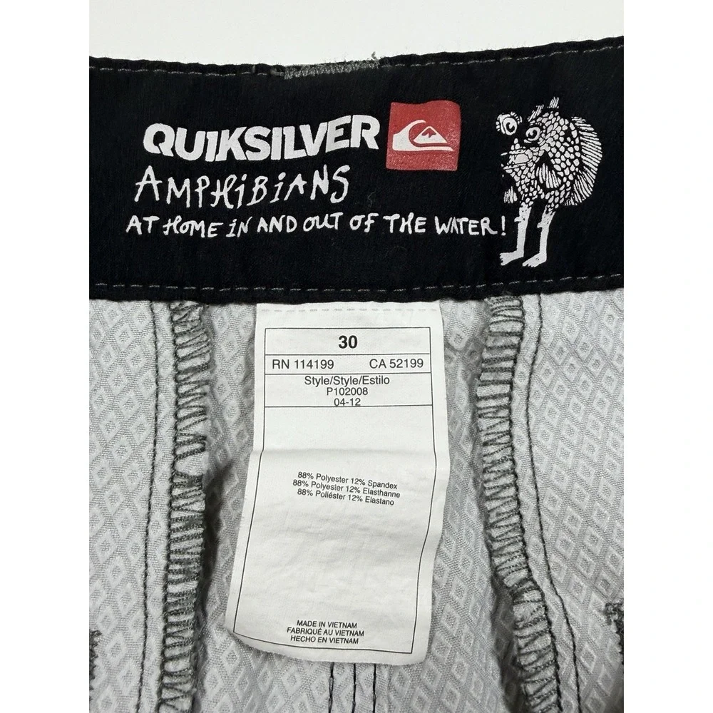 Quiksilver Amphibian Shorts Mens 30 Gray 4-Way Stretch Hybrid Boardshorts